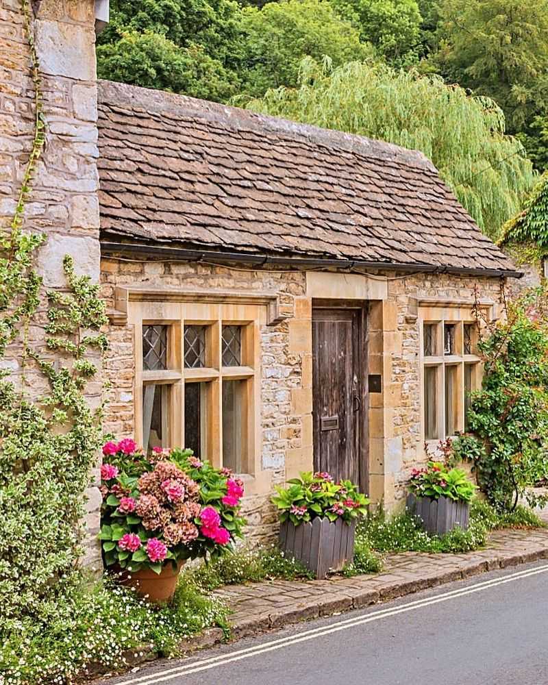 Natural Stone and Brick Exteriors Dominate