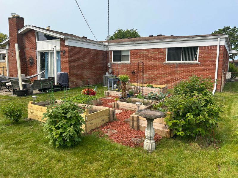 Busy Lifestyles Need Simple Solutions