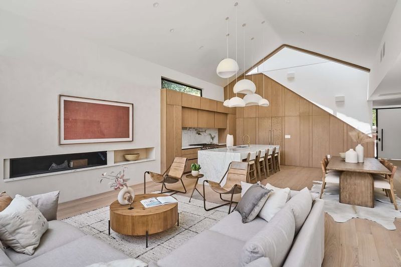 Minimalism Creates Breathing Room