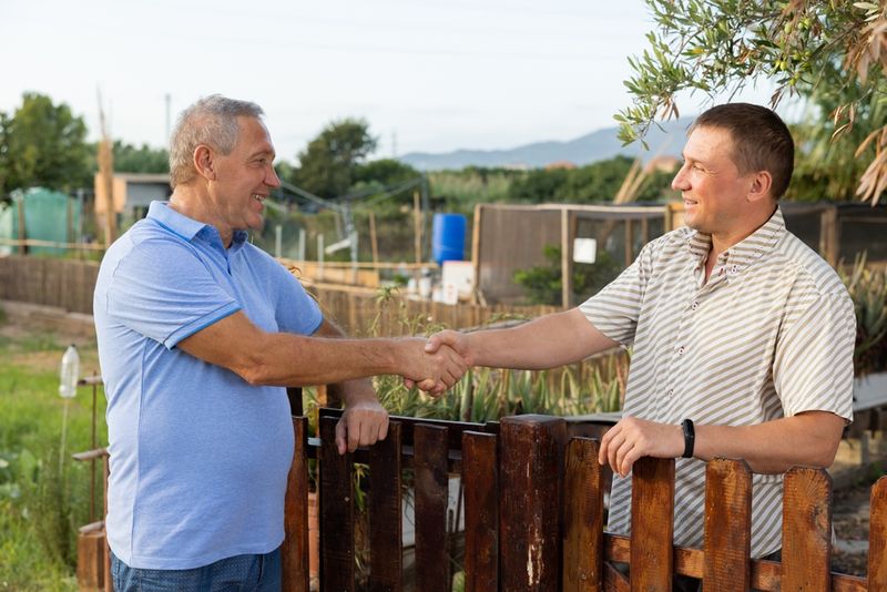 Resolving Neighbor Disputes Over Tree Trimming