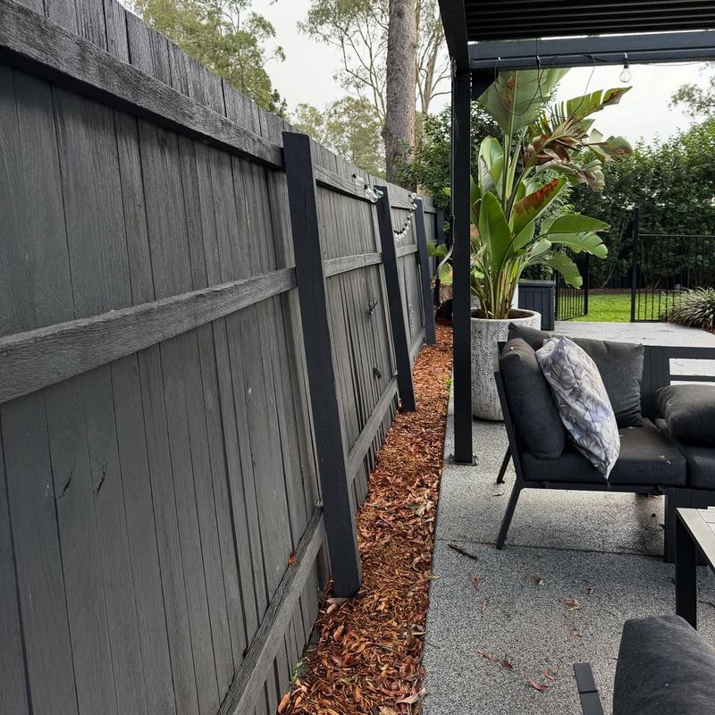 Unmaintained Yard Structures (Dilapidated Sheds, Broken Playsets, Leaning Fences)