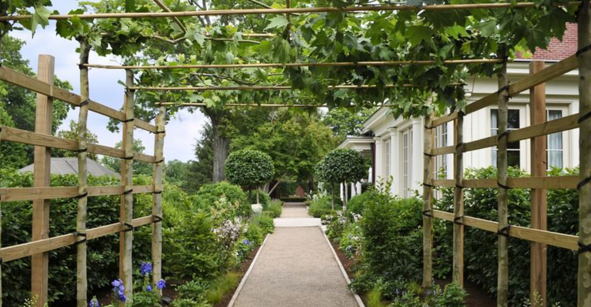 What Makes Kentucky’s Yew Dell Botanical Gardens A Must-See Stop For Garden Fans