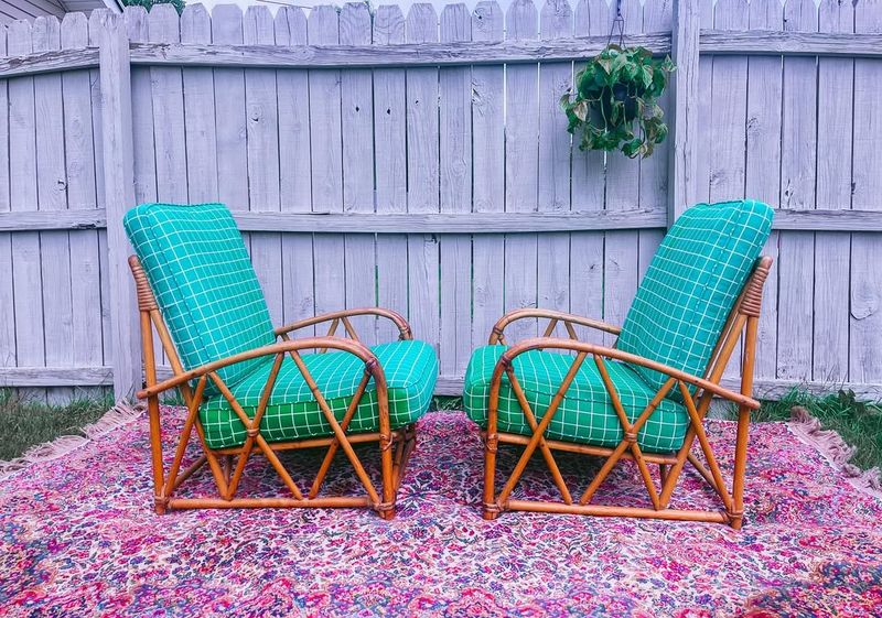 Vintage Garden Furniture Creates Cozy Gathering Spots