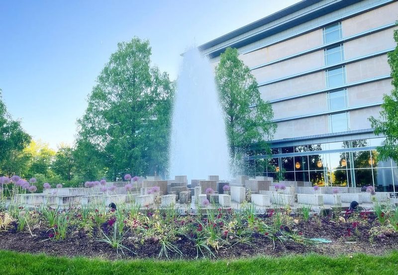 Stunning Water Features Add Tranquil Soundscapes