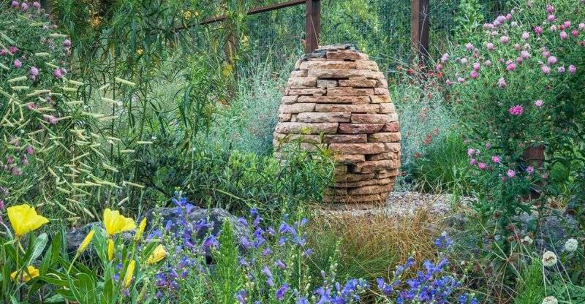 10 Backyard Gardening Trends Transforming California Backyards In 2026