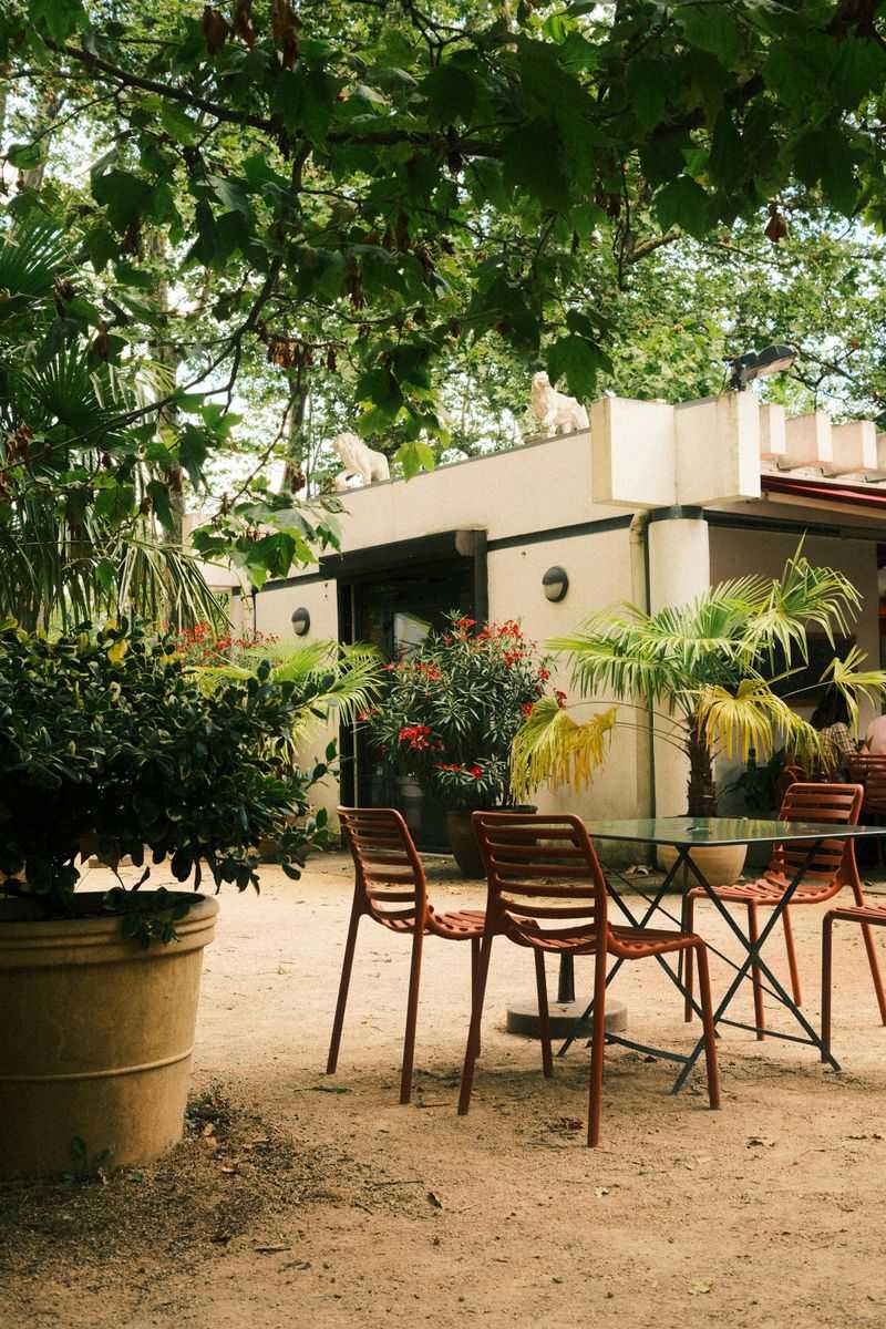 Defined Seating Areas