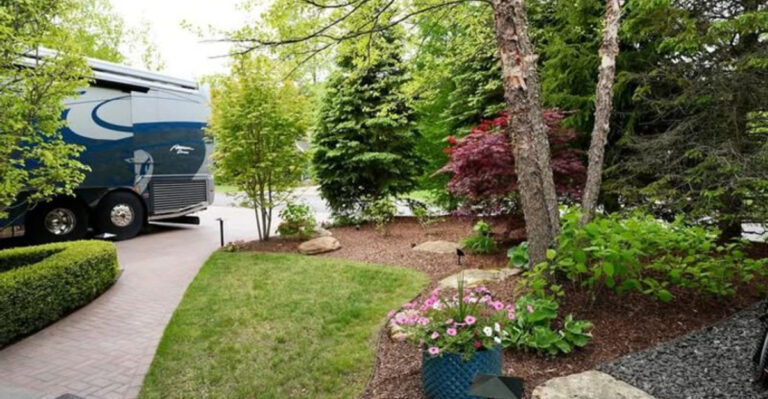 rv in backyard