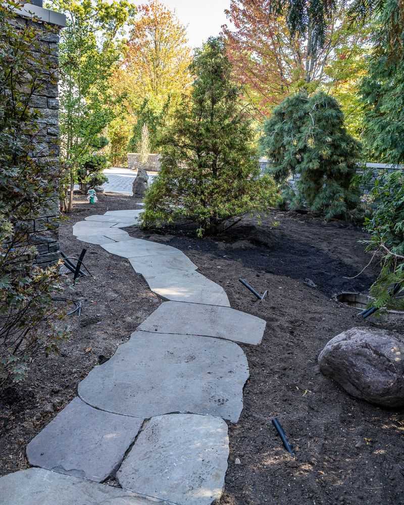 Natural Flagstone Stepping Stones