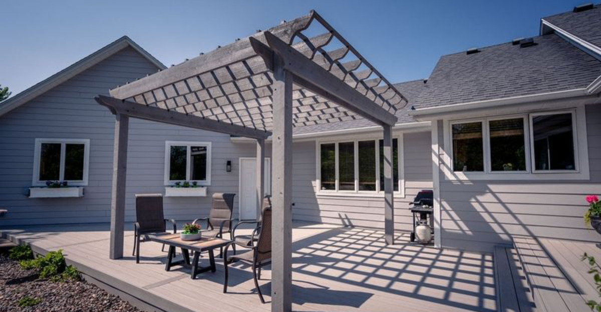 deck attached to house