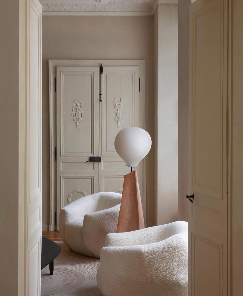 Switch To Winter-White And Ice-Blue Color Palettes