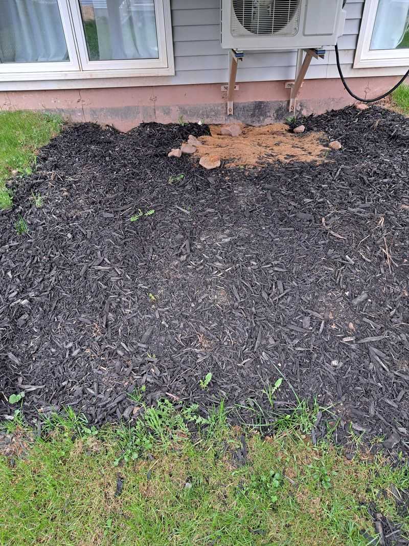 Common Mulching Mistakes To Avoid
