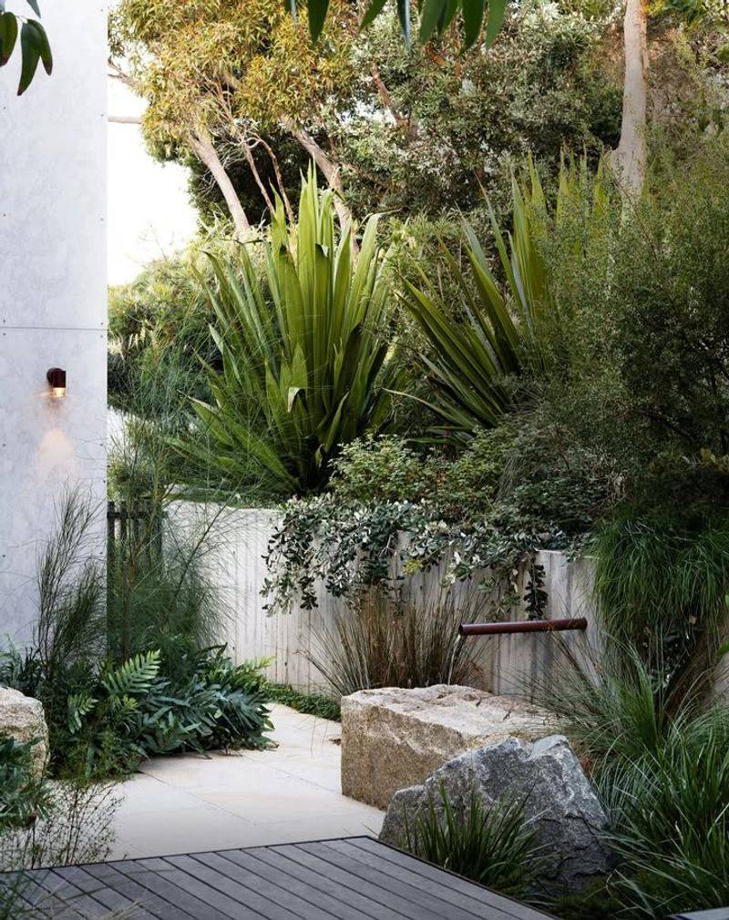 Straight Paths For Formal Or Modern Designs