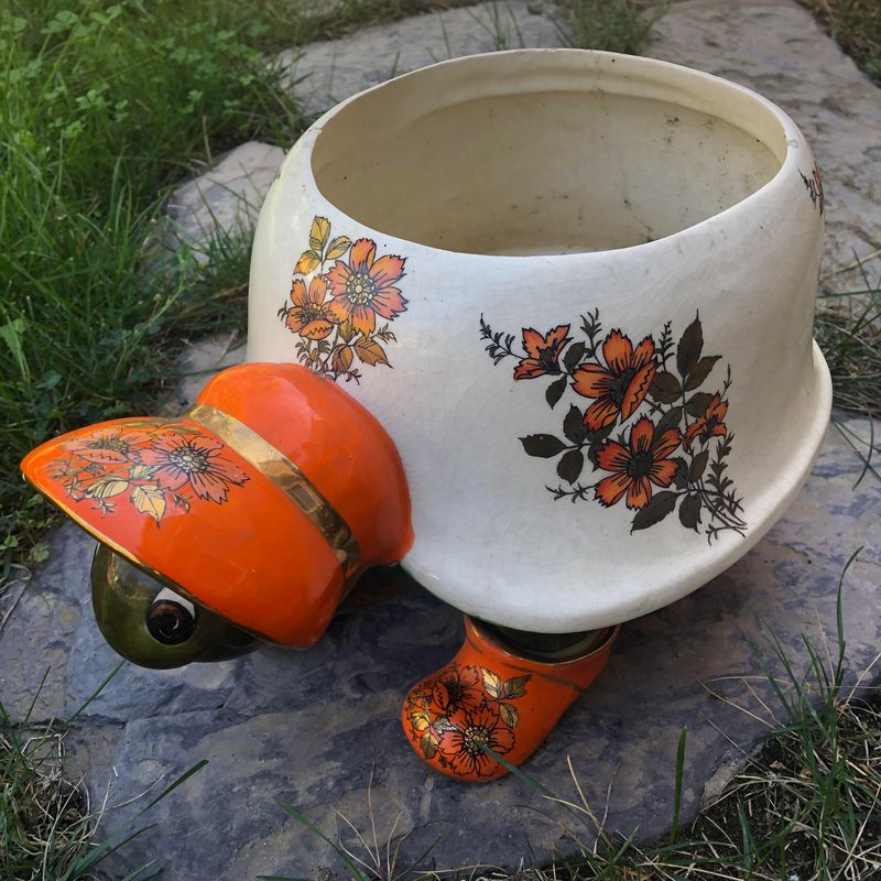 Make A Stylish Outdoor Beverage Cooler