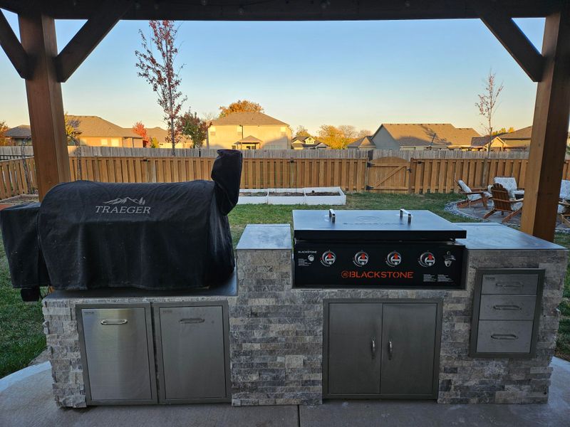 Outdoor Kitchens and Fire Pits
