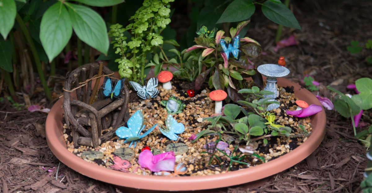 fairy garden (featured image)
