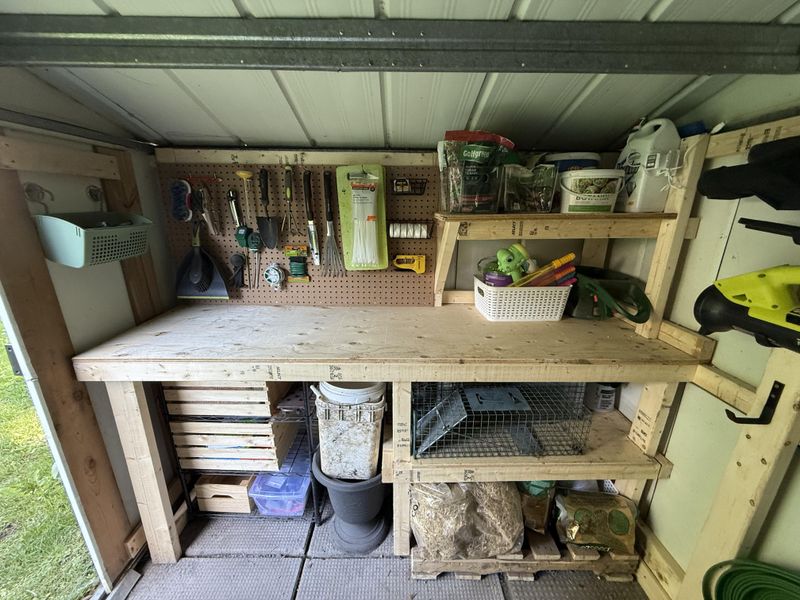 Workbench With Built-In Storage