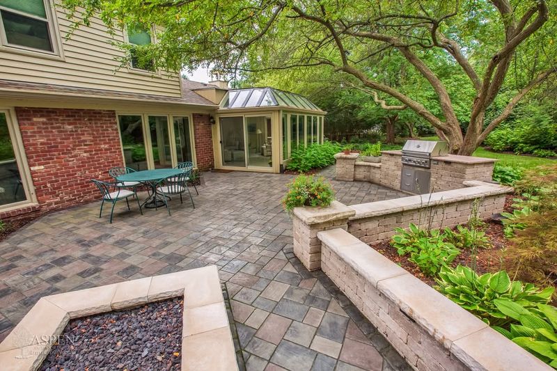 Permeable Pavers Let Water Through