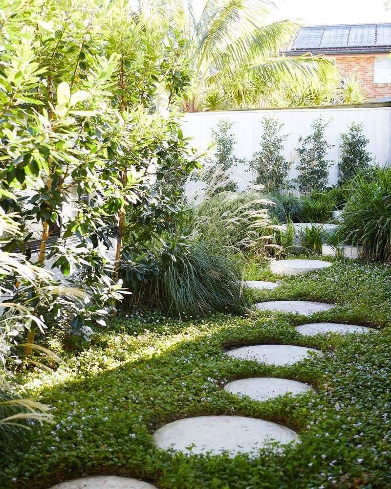 Stepping Stone Paths For Informal Gardens