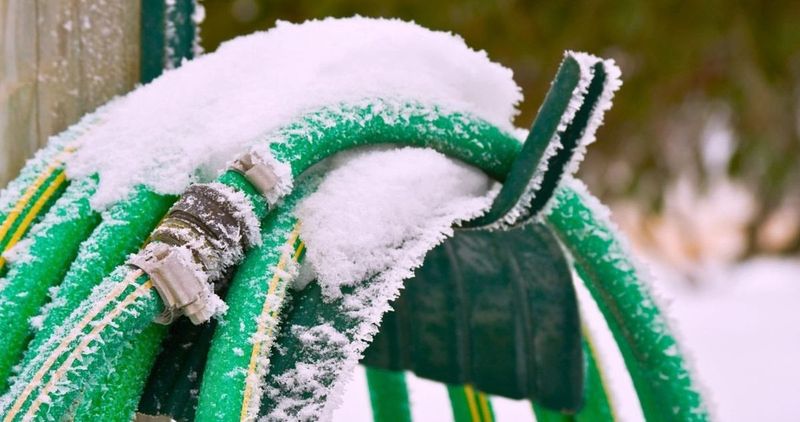 Leaving Garden Hoses Connected During Winter