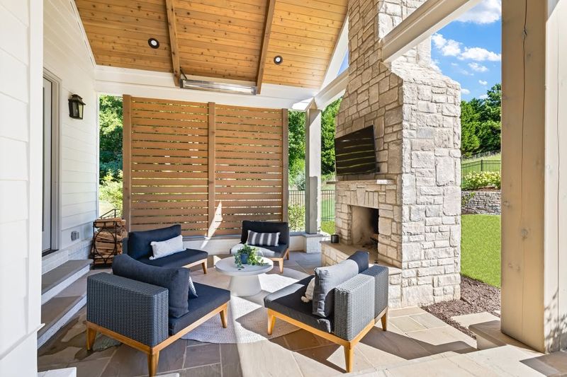 Create Privacy Without Blocking Airflow