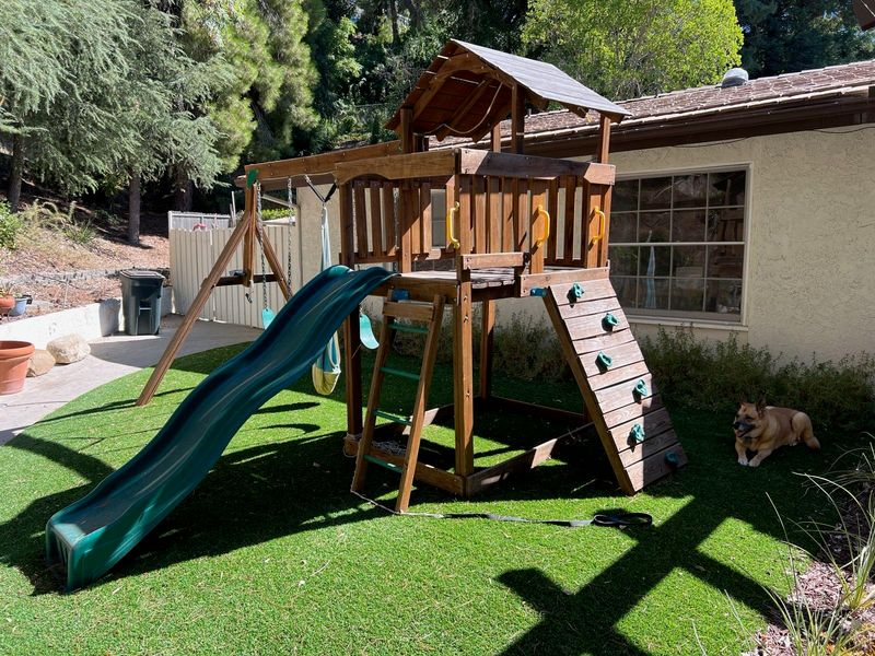 Playsets and Trampolines