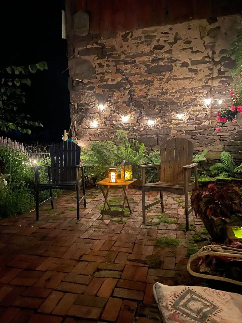 Using Bright Outdoor Night Lighting