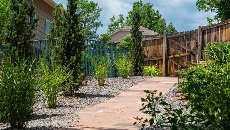 How To Choose The Best Garden Path For Your Colorado Backyard