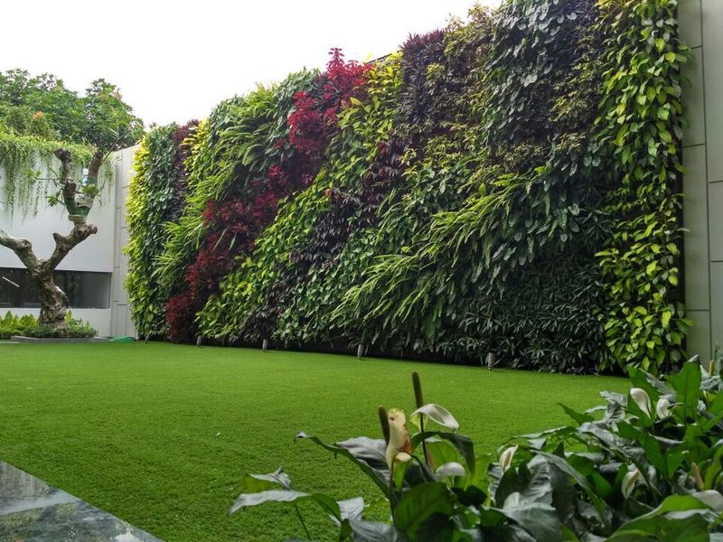 Vertical Garden Features