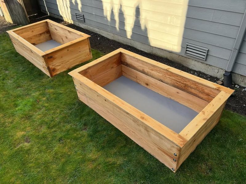 Compact Raised Bed Boxes