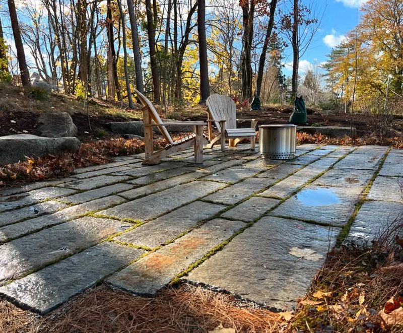 Incorporating Natural Stone and Wood Elements for Structure