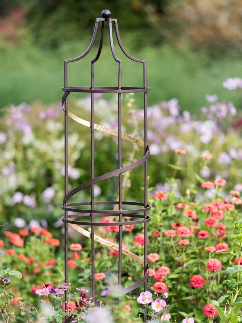 Freestanding Obelisk Trellis