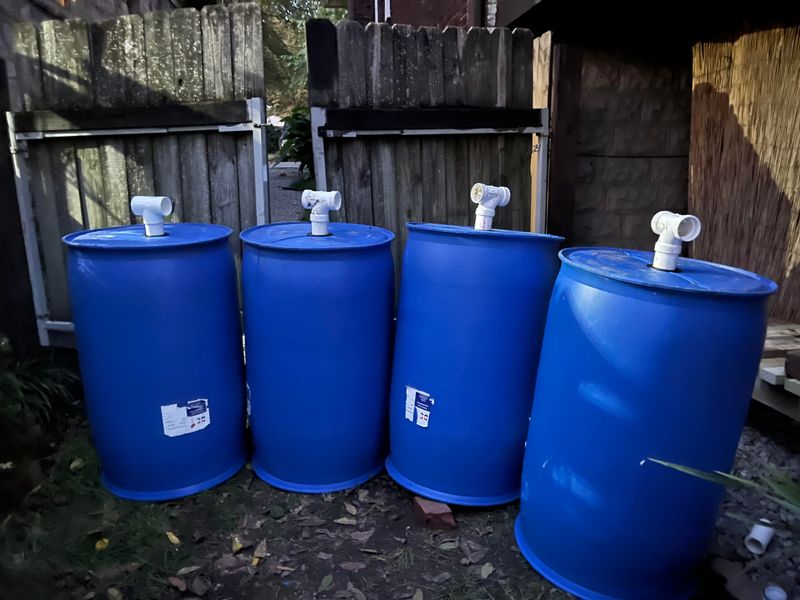 What Homeowners Are Being Encouraged to Know Before Installing a Rain Barrel