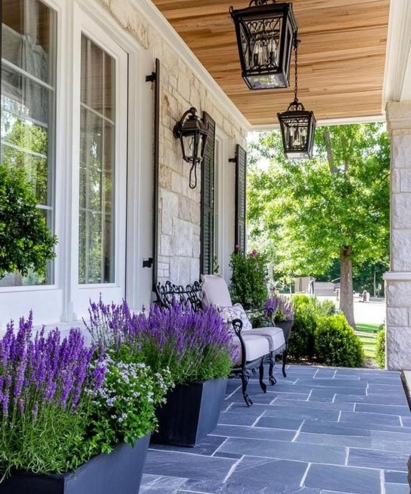 Natural Beauty That Instantly Welcomes Guests