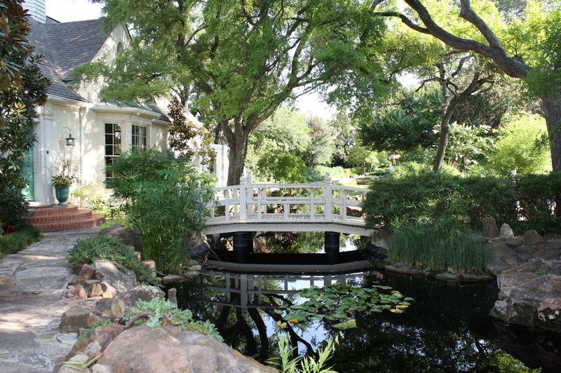 It Feels Like A Hidden Place, Not A Public Attraction