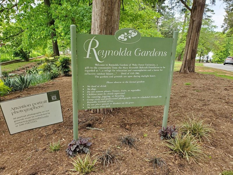 A Free Public Garden Open To Visitors Year Round