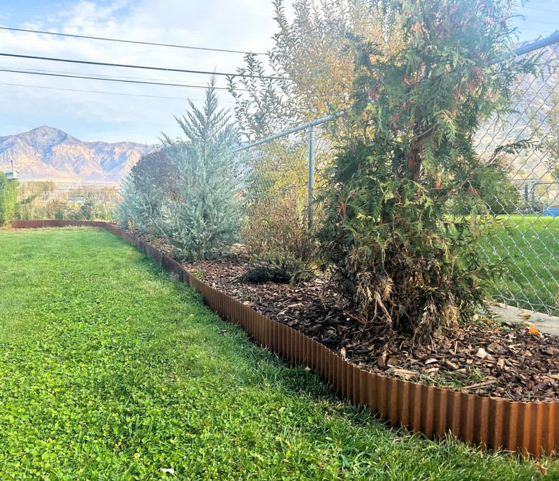 Edge Garden Beds For A Clean Seasonal Reset