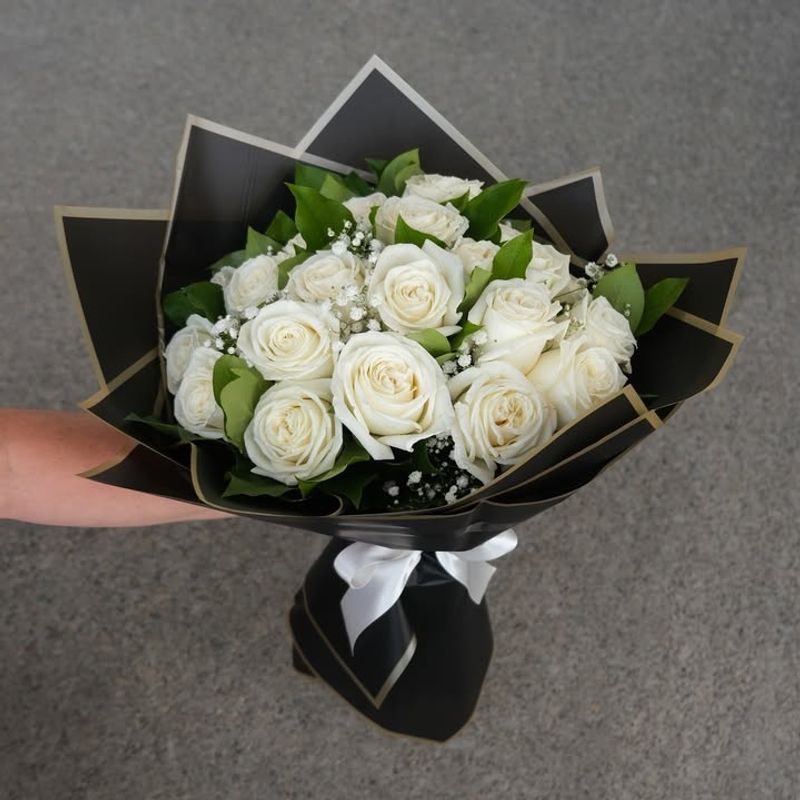 Avoid Overpacked Bouquets That Trap Moisture