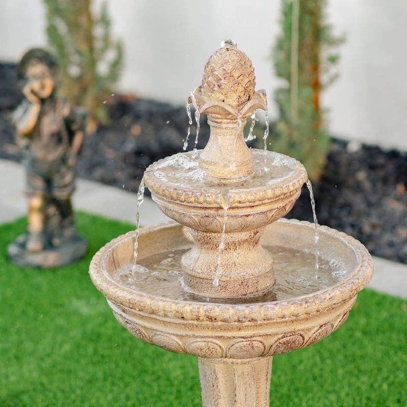 Moving Water Instantly Grabs Birds' Attention