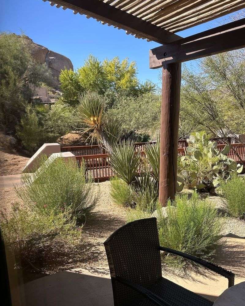 Pergola Shade Softens Sun Without Blocking Airflow