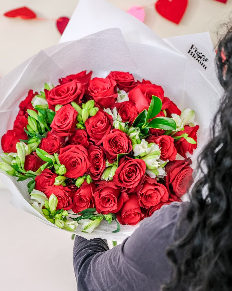 Why Flower Colors Matter In Texas Valentine Bouquets