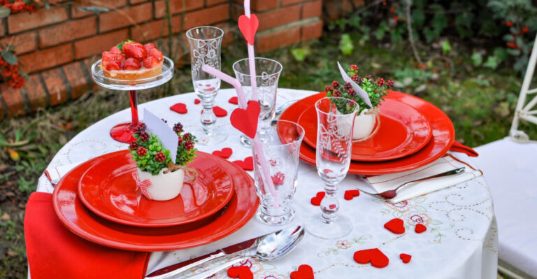 Table setting for a Valentine's Day date