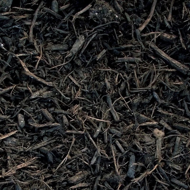 Aged Hardwood Mulch Is Best For Ohio Clay!