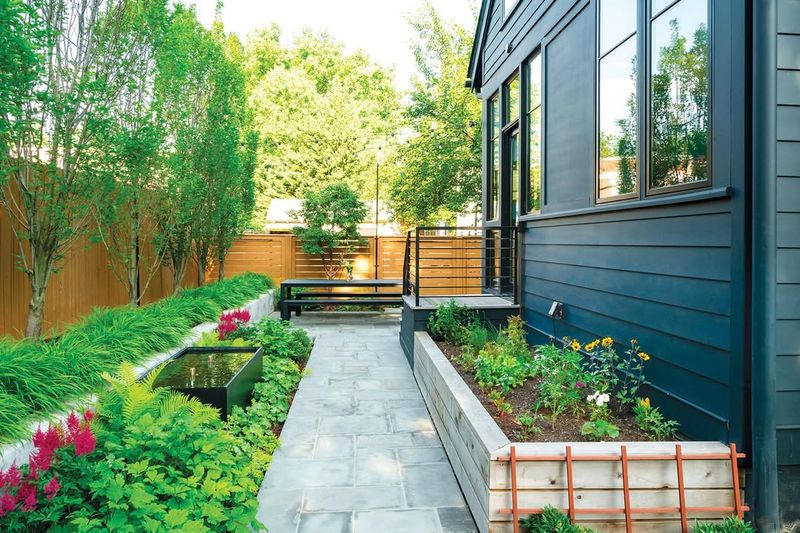 Stick To A Simple, Cohesive Plant Palette