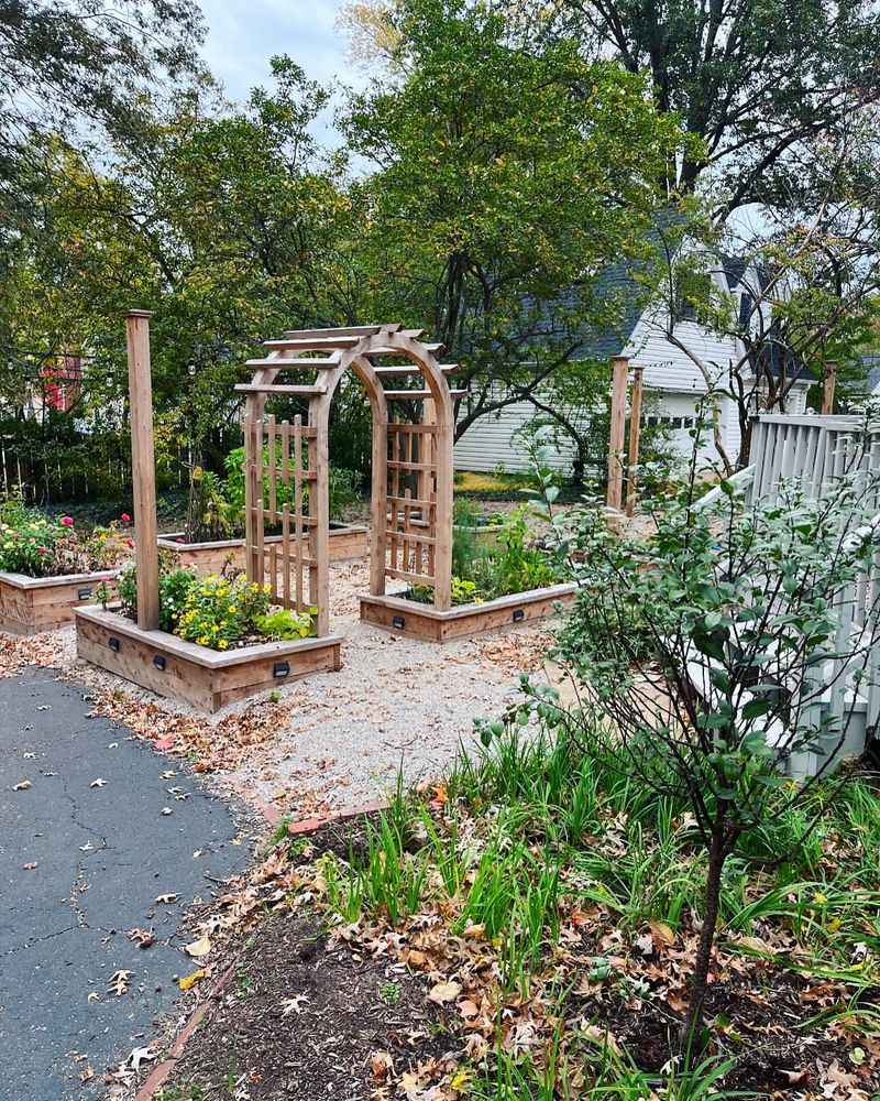 HOA Rules Still Influence Garden Placement