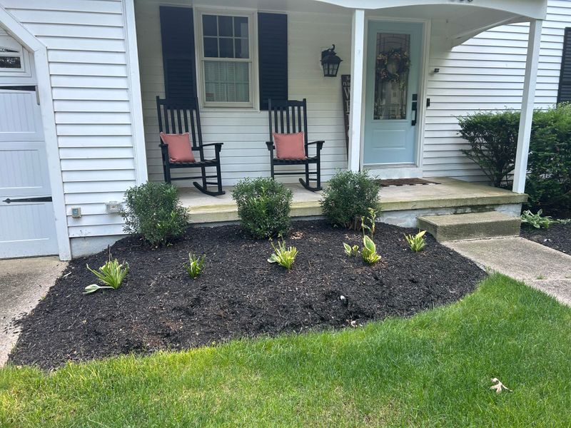 Use Mulch To Hold Moisture Naturally