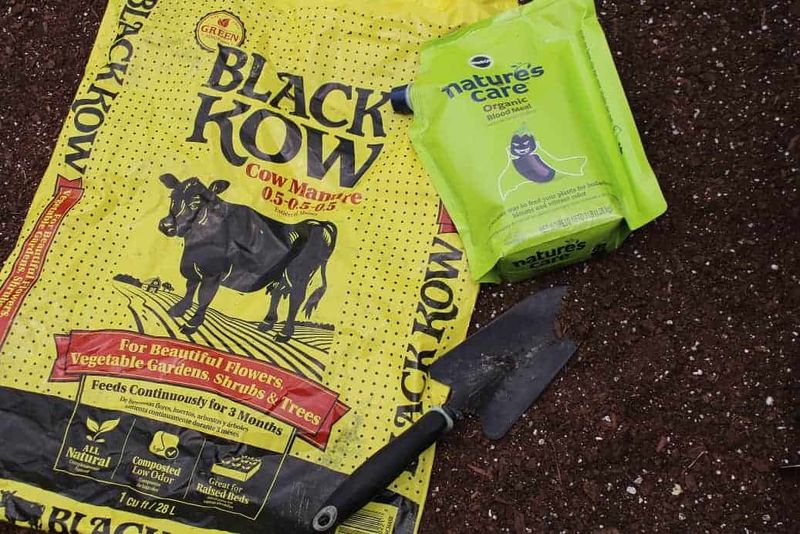 Black Kow Adds Organic Matter More Gently