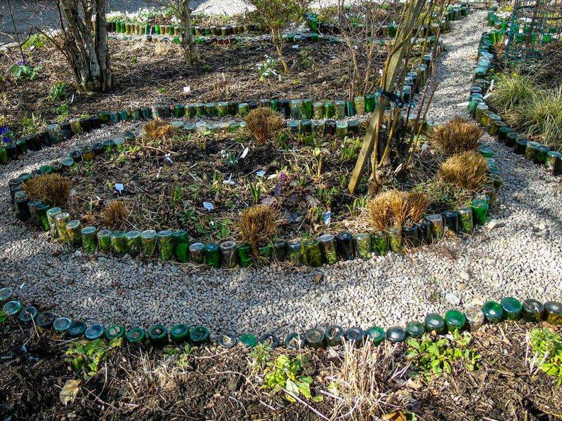 Upcycled Glass Bottle Edge