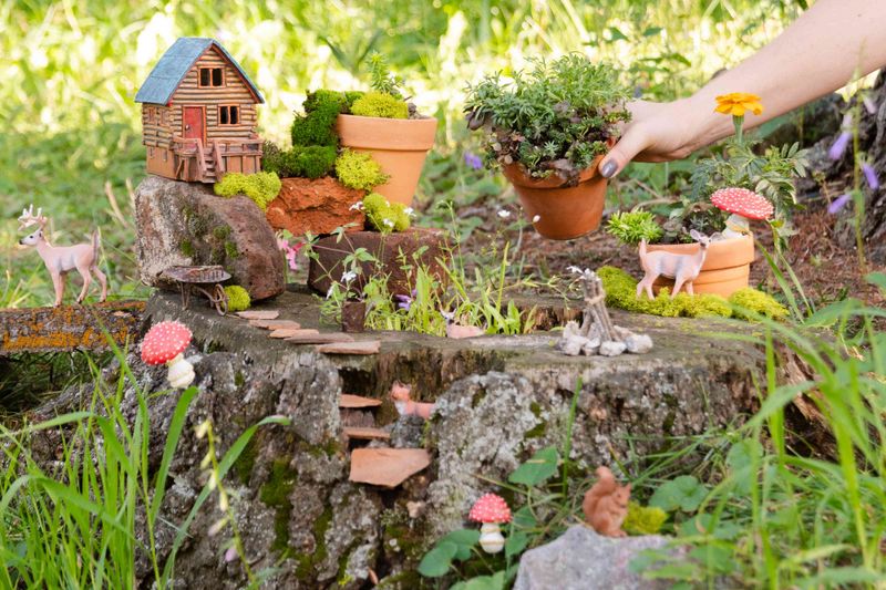 Build A Stump Fairy Garden