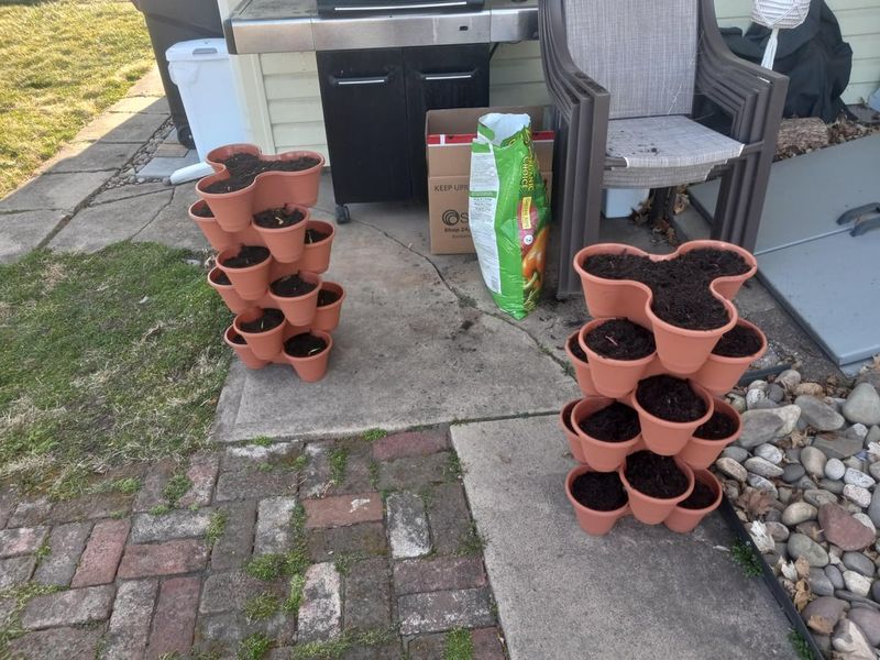 Stack Pots For Vertical Planting