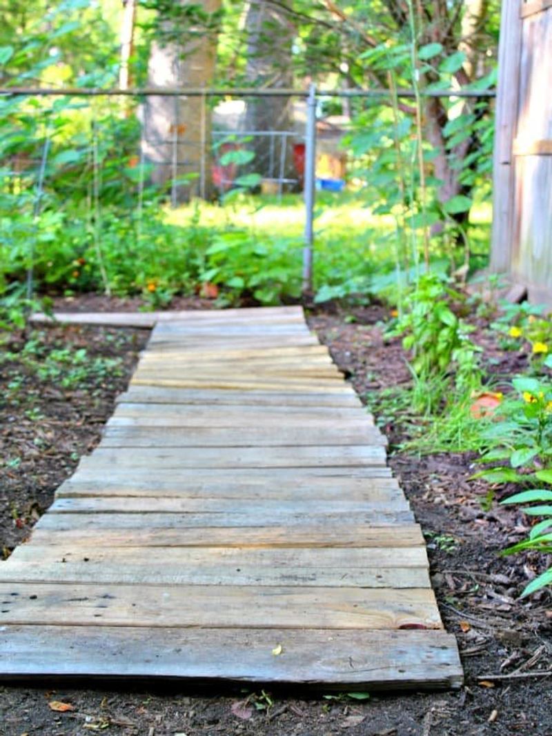 Use A Pallet As A Ground Cover Walkway